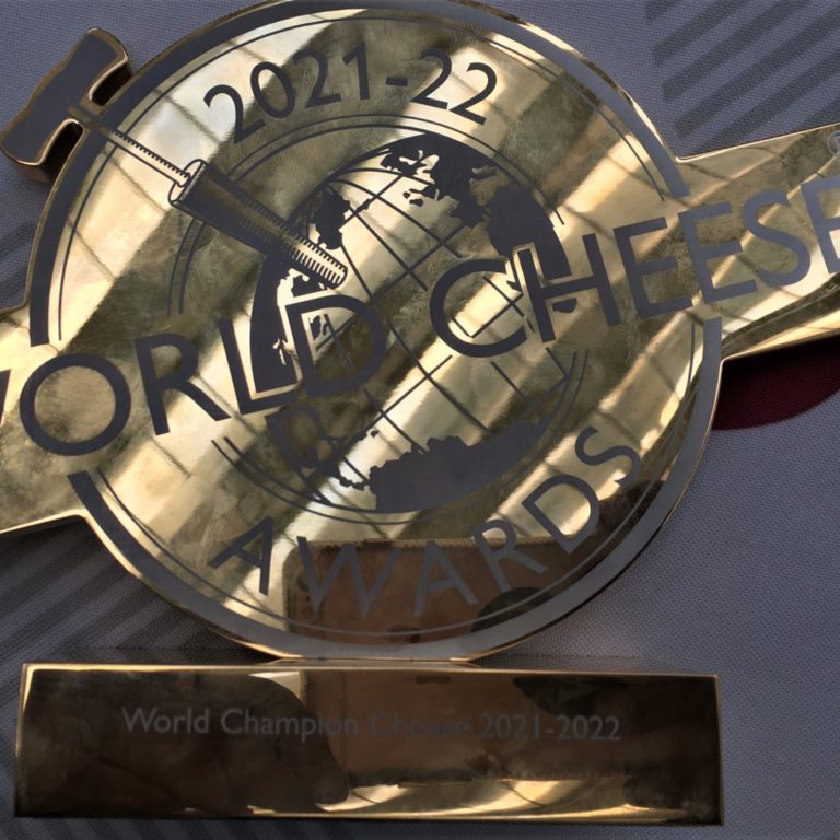 Trofeo para Moncedillo Original en los World Cheese Awards 2021